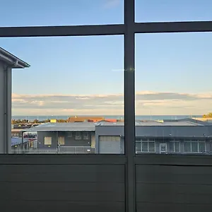 11 On Elizabeth Hostel